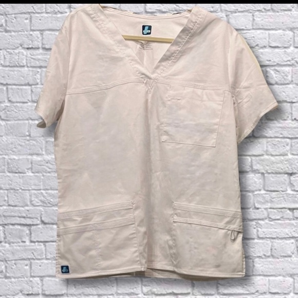 Adar Medical Uniforms- White V-Neck Scrub Top - Picture 1 of 6